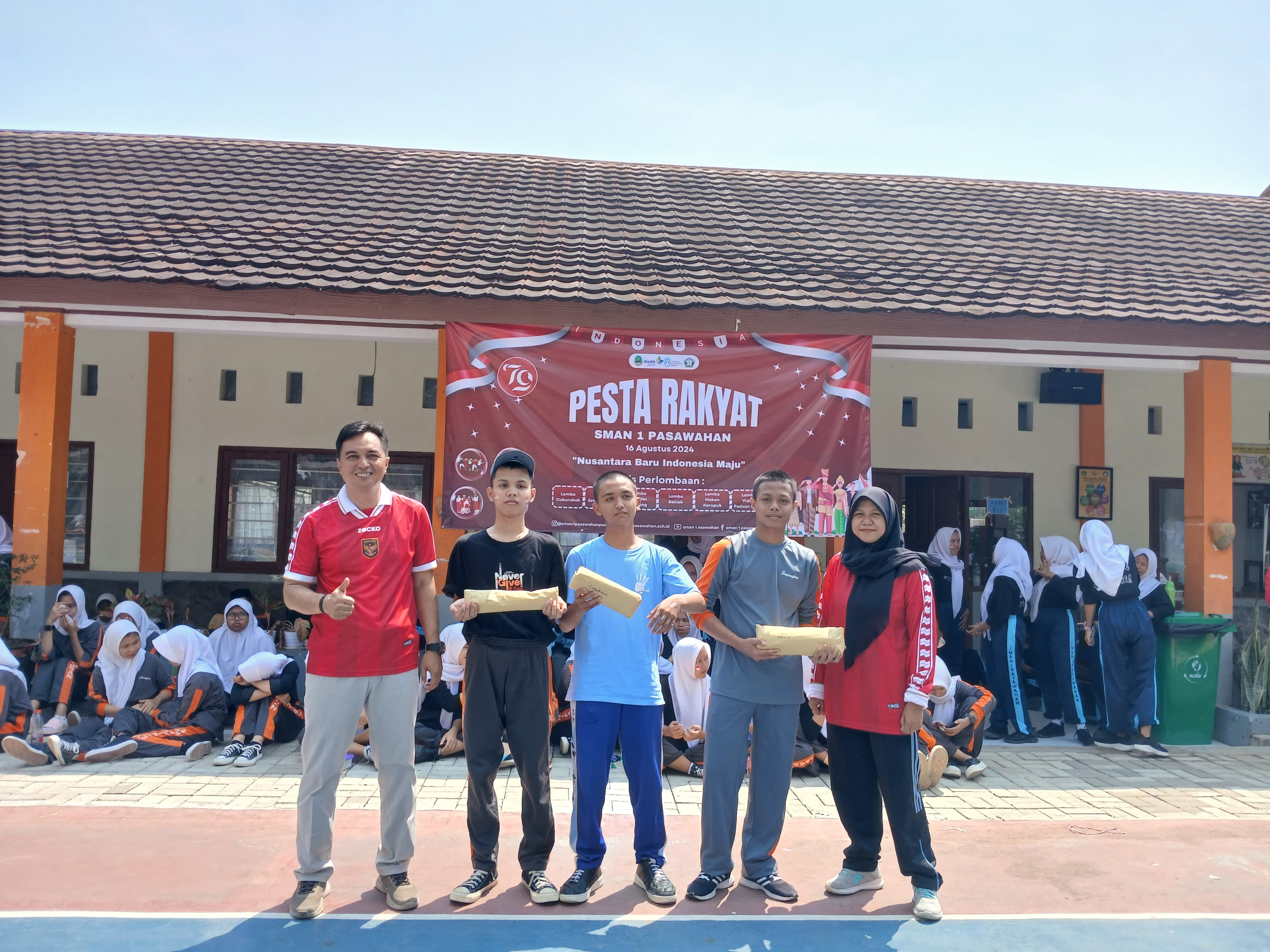 Pesta Rakyat Meriah di SMAN 1 Pasawahan Sambut Hari Kemerdekaan