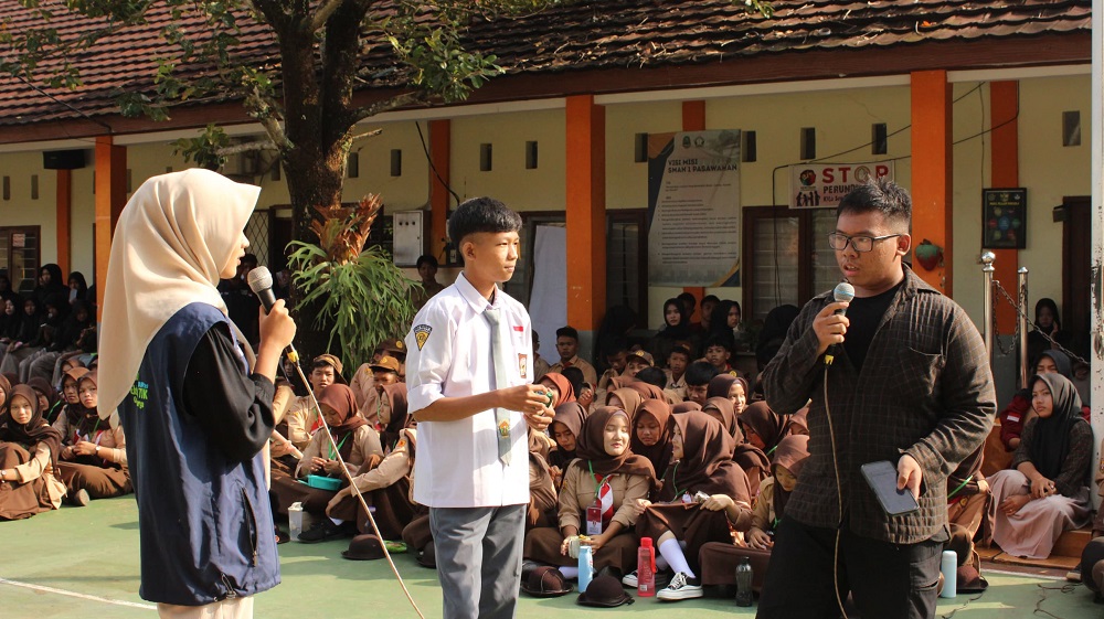 MPLS 2025 Menumbuhkan Karakter, Semangat, dan Kebersamaan di SMAN 1 Pasawahan. MPLS 2025 Menumbuhkan Karakter, Semangat, dan Kebersamaan di SMAN 1 Pasawahan.